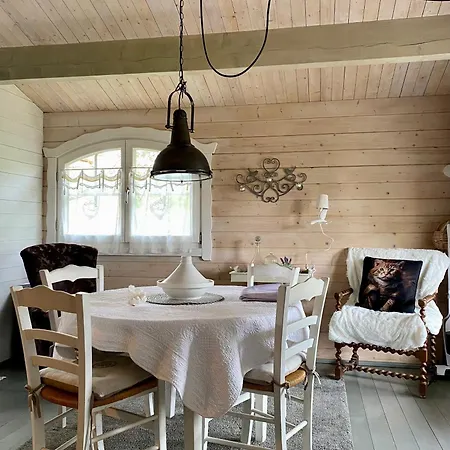 De Charme בית נופש *